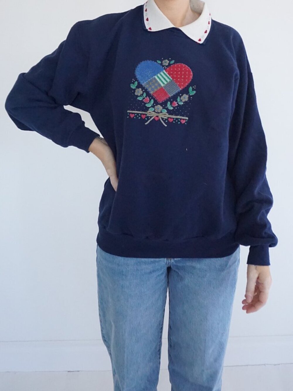 Vintage Gopher Sport Navy Heart Patchwork Graphic Sweatshirt White Collar M